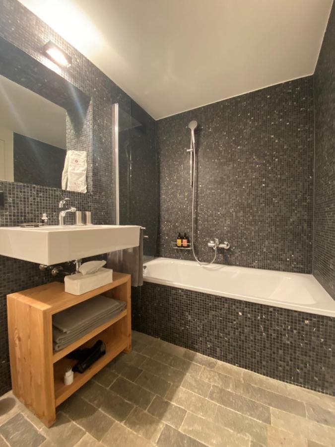 Montagne Alternative Hotel Orsieres Room photo